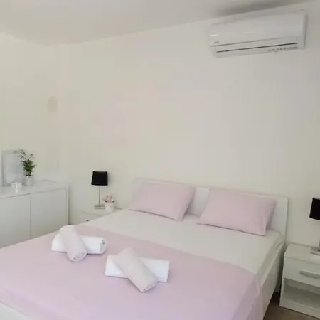 شقة Apartman Punta Radman