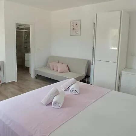 Apartman Punta Radman شقة